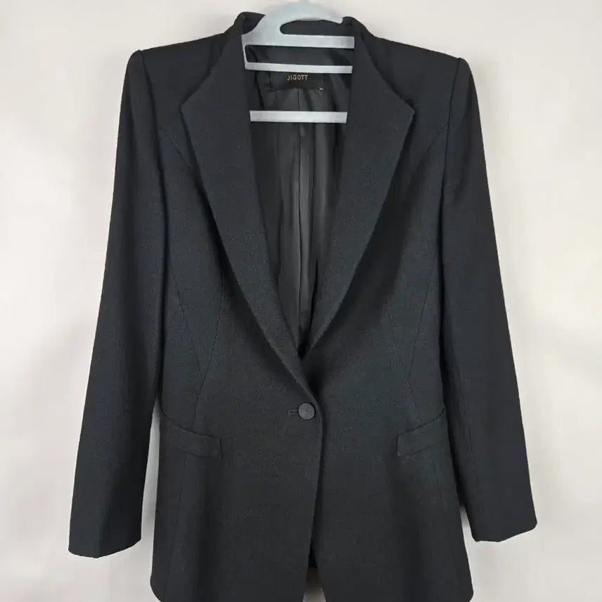 [BUNJANG] Jigott Black Wool 99% One-Button Suit Jacket / [무료배송]지고트 85-88-155 울99% 스판 블랙 원버튼 정장 자켓
