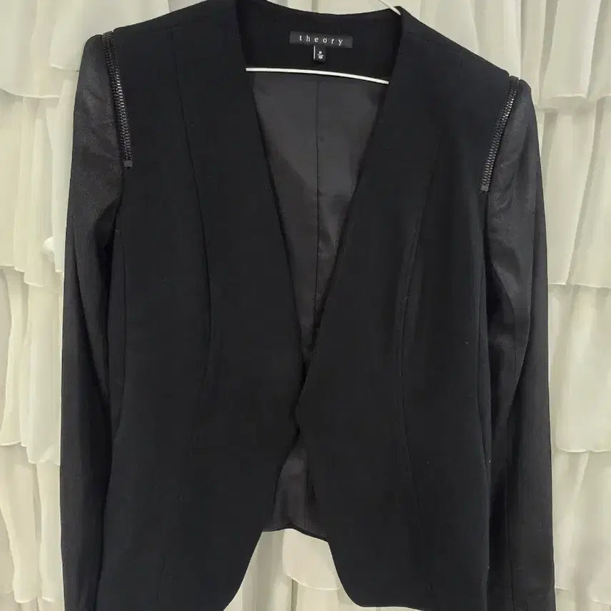 [BUNJANG] Theory Black Jacket with Zipper Detail / Theory 띠어리 블랙 자켓
