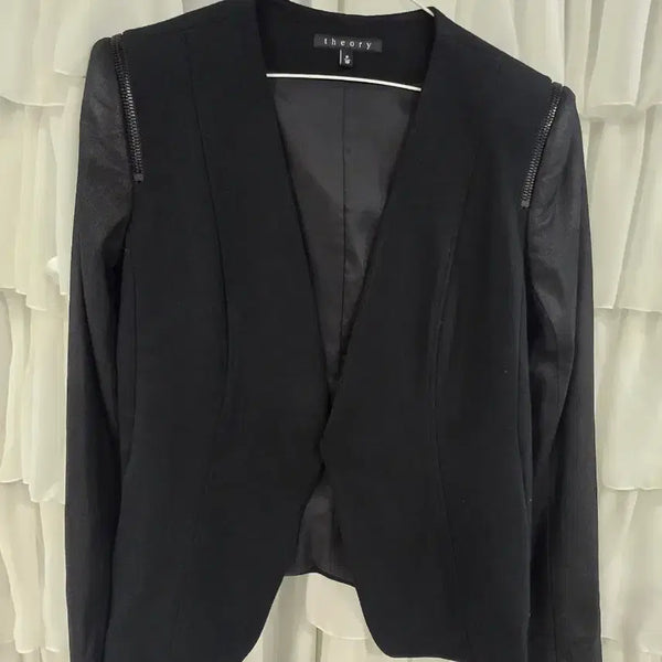 [BUNJANG] Theory Black Jacket with Zipper Detail / Theory 띠어리 블랙 자켓