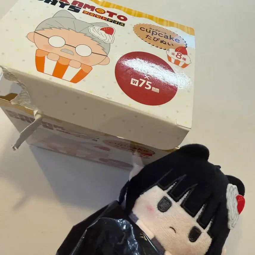 [BUNJANG] Sakamoto Days Cupcake Plush / 마지막 가격내림) 사카모토 데이즈 컵케익 누이/오사라기