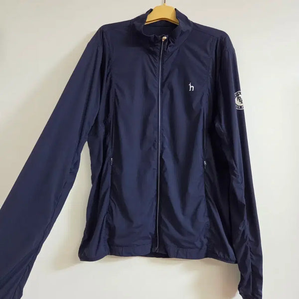 [BUNJANG] Hazzys Golf Women's Lightweight Windbreaker Jumper / 헤지스 골프 여성 경량 바람막이 점퍼