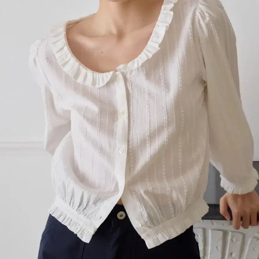 [BUNJANG] Magnet Archive Frill Blouse / 샵 마그넷 아카이브 프릴 블라우스