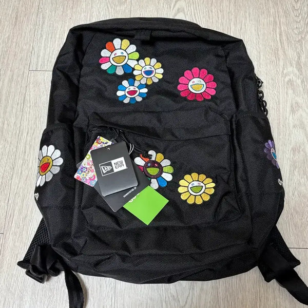 [BUNJANG] New Era x Kaikai Kiki Collaboration Backpack / [미사용/새상품] 뉴에라 x  카이카이키키 백팩 (택포함)