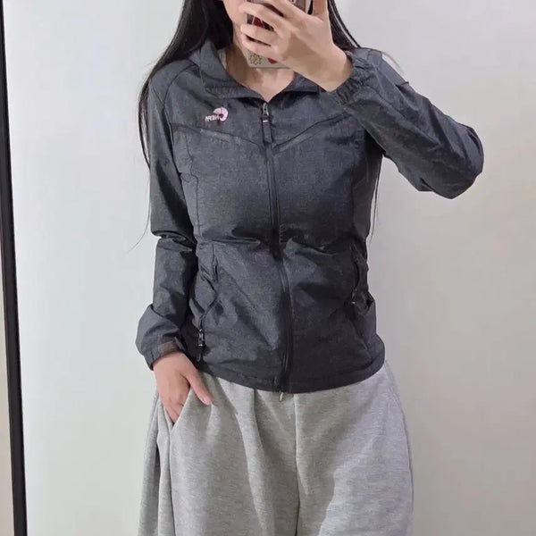[BUNJANG] Nepa Women's Windbreaker Jacket - Gray / 네파 여성용 바람막이 자켓 그레이 윈드브레이커