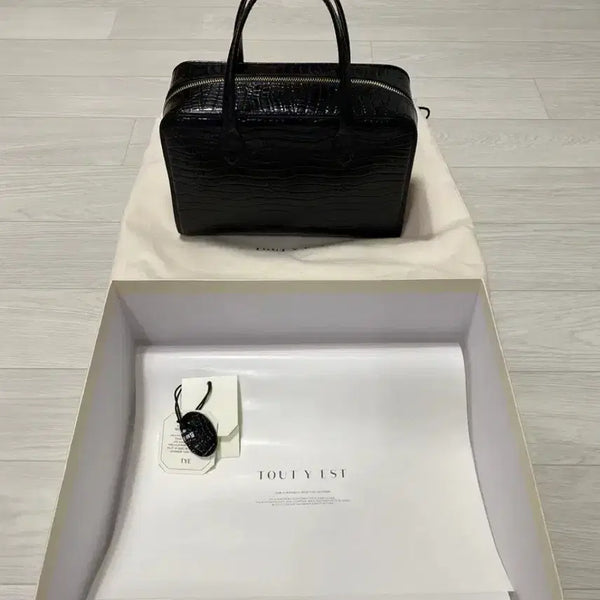 [BUNJANG] Tuttie Roce Bag Small Croc Black / 투티에 로케백 스몰 크로커 블랙 풀박스
