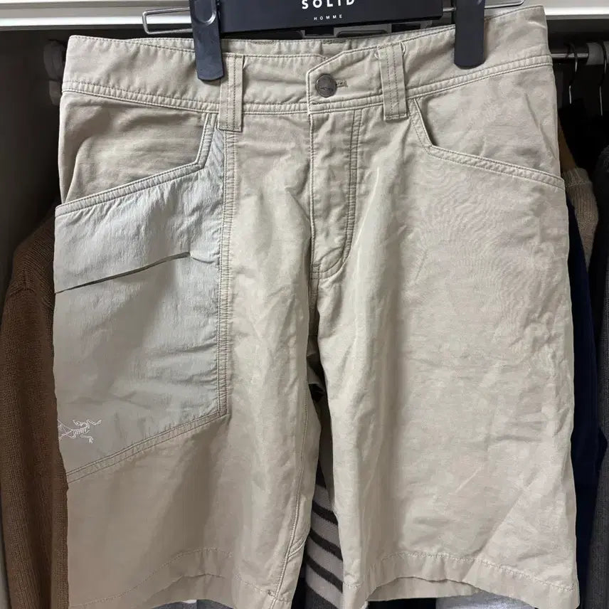 [BUNJANG] Arc'teryx Casual Men's Cotton Chino Shorts / 정품 아크테릭스 캐주얼 남성 반바지 팬츠