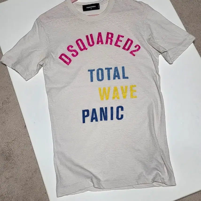 [BUNJANG] DSQUARED2 White Logo T-Shirt Size S / 정품 디스퀘어드2 화이트 로고 반팔티 S