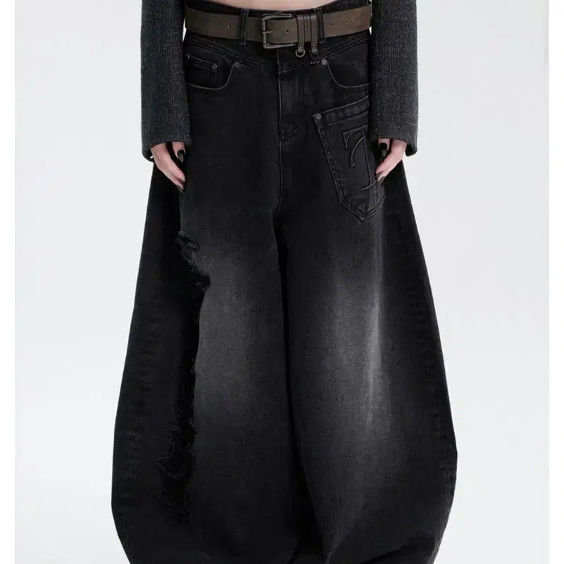 [BUNJANG] Trimming Bird Balloon Fit Damage Denim Pants Black / 트리밍버드 벌룬핏 데미지 데님 팬츠 블랙
