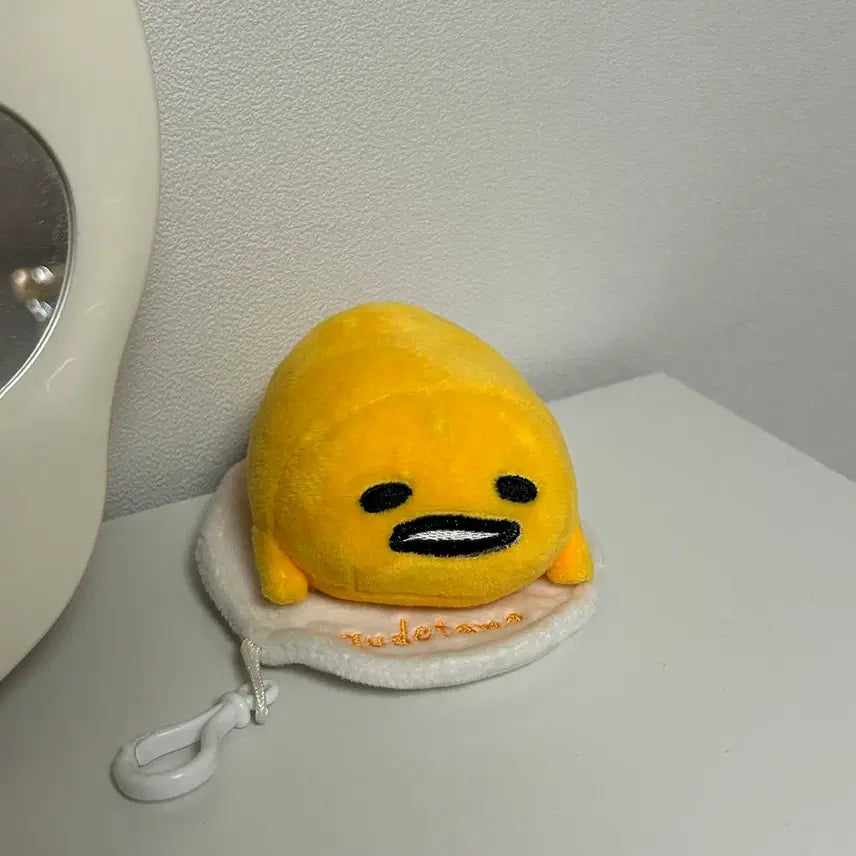 [BUNJANG] Gudetama Plush Keychain / 구데타마 봉제인형 키링