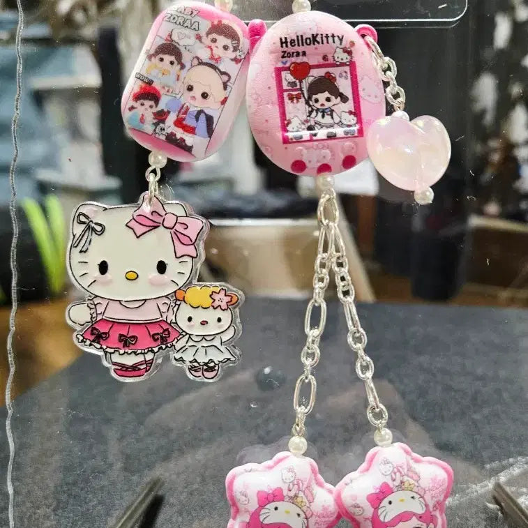 [BUNJANG] Handmade Hello Kitty x Zola Collaboration Keychain / [핸드메이드] 헬로키티 조라 키링