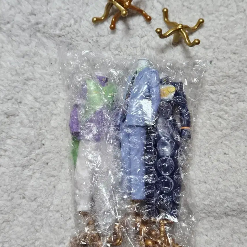 [BUNJANG] Jojo's Bizarre Adventure Torso Figure Gacha Bundle Set (Josuke, Kira, Rohan) / 일괄 죠죠의 기묘한 모험 토르소 피규어 가챠 죠스케 키라 로한