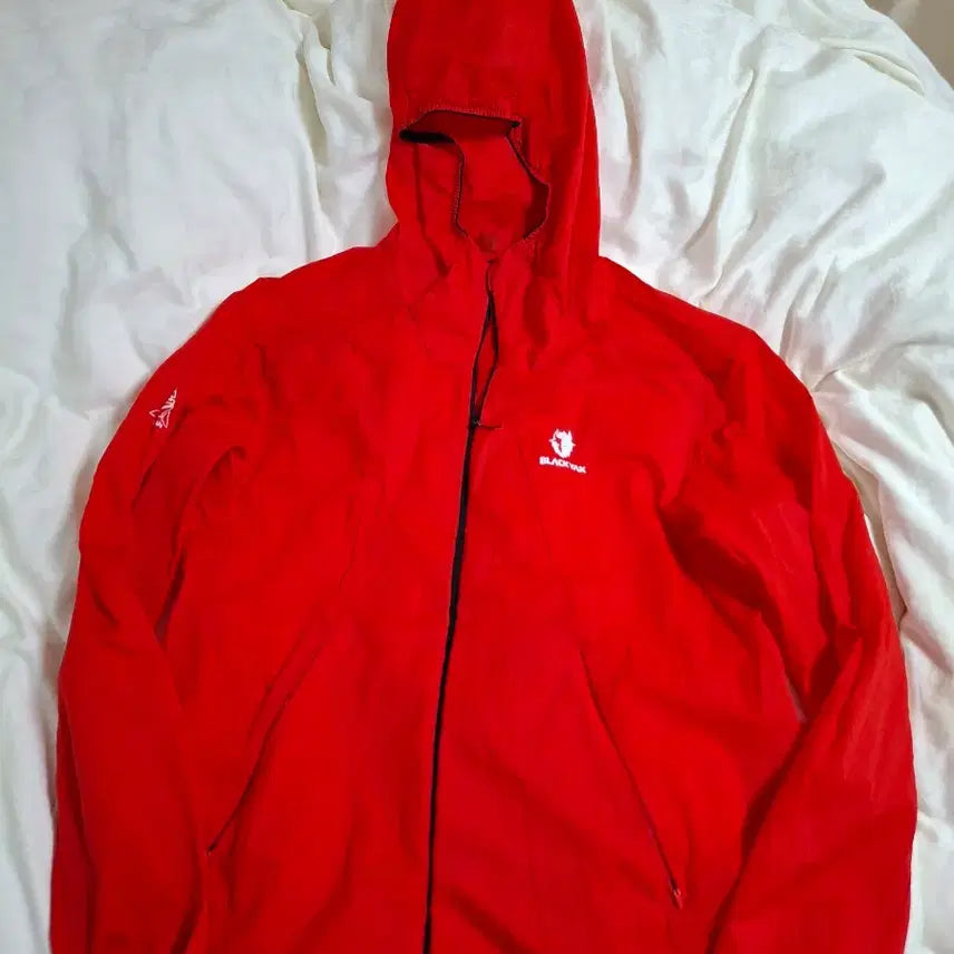 [BUNJANG] Black Yak Men's Trail Running Lightweight Air Windbreaker Jacket (Size 115, Fiery Red) / 최상 블랙야크 115 남성 트레일러닝 초경량 에어리 방풍자켓#1