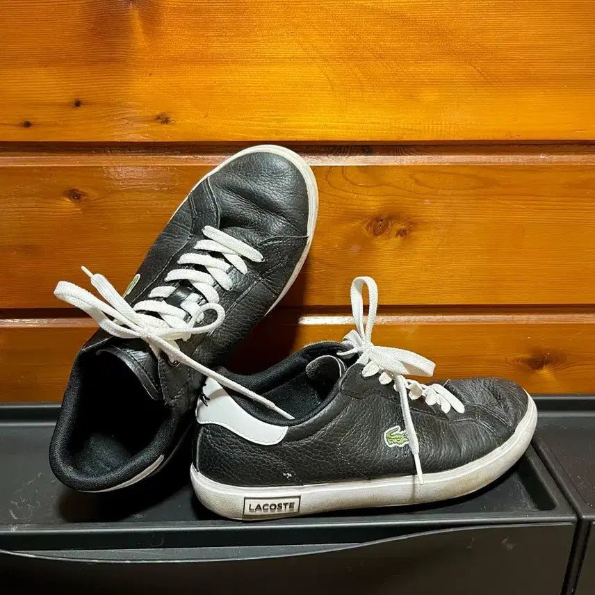 [BUNJANG] Lacoste Leather Sneakers 270 / 라코스테 레더 스니커즈 270