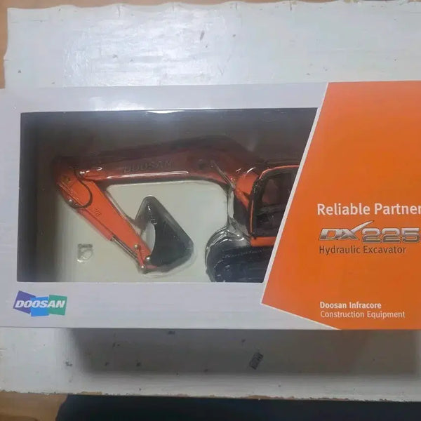 [BUNJANG] Doosan DX225LC Excavator Model Kit / 두산 DX225LC 굴삭기 모형