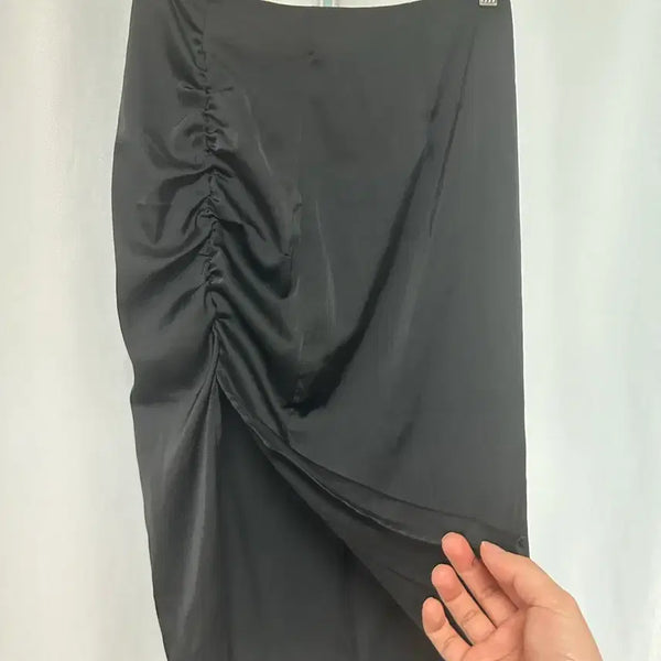 [BUNJANG] H&M Shirring Satin Skirt / 블랙 셔링 사틴스커트