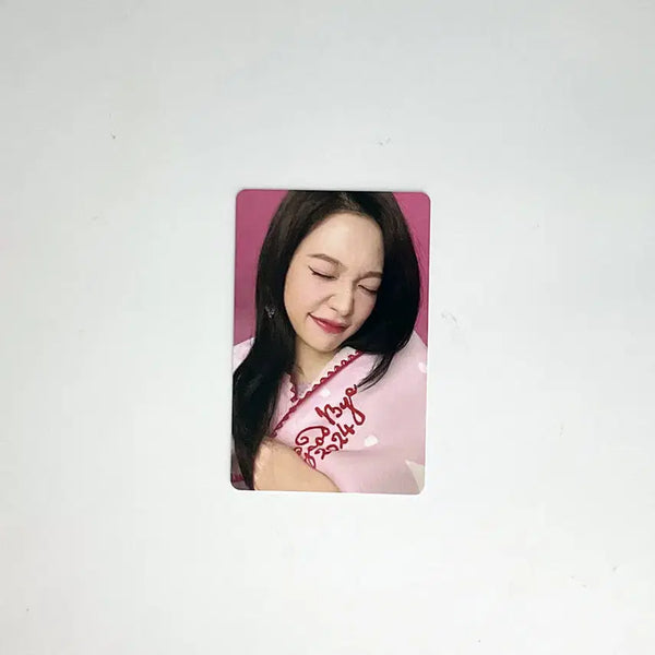 [BUNJANG] Red Velvet Yeri 2024 Pink Christmas Photocard / 레드벨벳 예리 2024 핑크 크리스마스 포토카드 포카 1