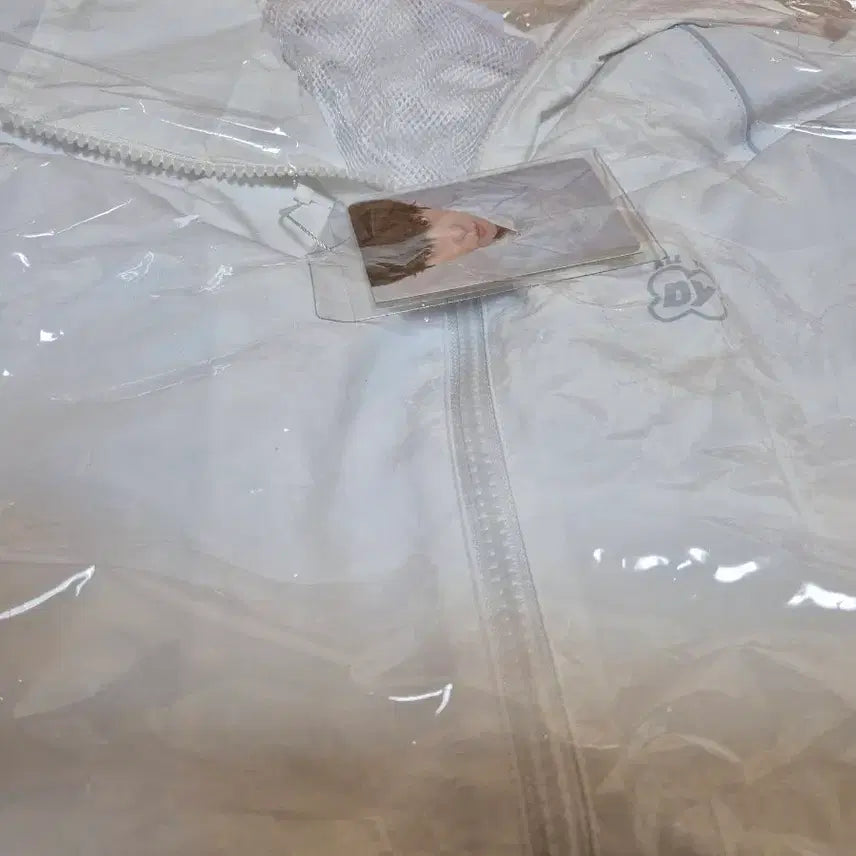 [BUNJANG] NCT Doyoung Yours Windbreaker M Photocard Included / 엔시티 nct 도영 유어스 바람막이 M 포카 포토카드 포함 yours