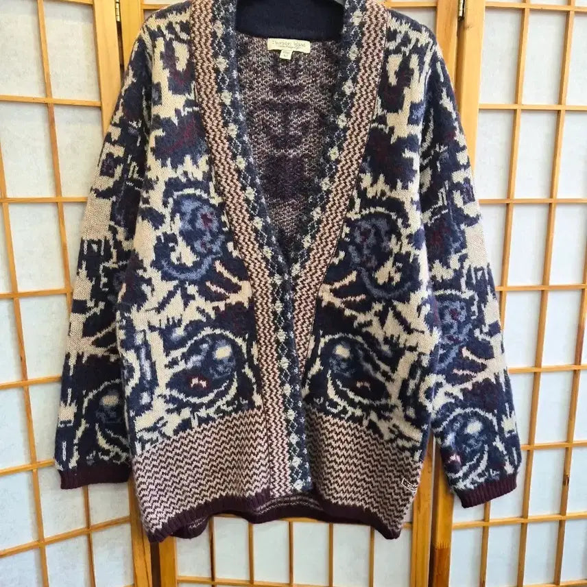 [BUNJANG] Thursday Island Pattern Knit Cardigan / Thursday Island 패턴 니트 가디건