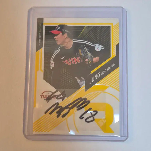 [BUNJANG] LG Twins Jung Woo-young Autographed Baseball Card / KBO카드 엘지 트윈스 정우영 오토(친필싸인) 카드