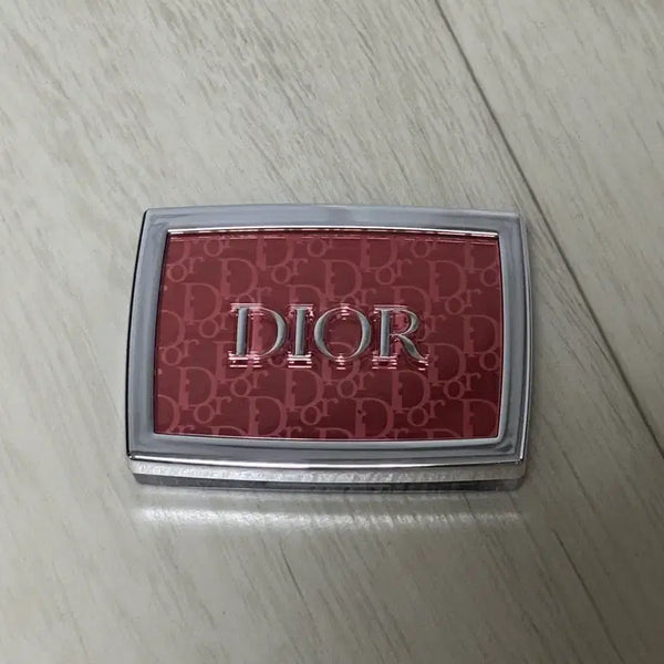 [BUNJANG] Dior Rouge Blush Rosy Glow - Rosewood / 디올 로지글로우 블러셔 -로즈우드