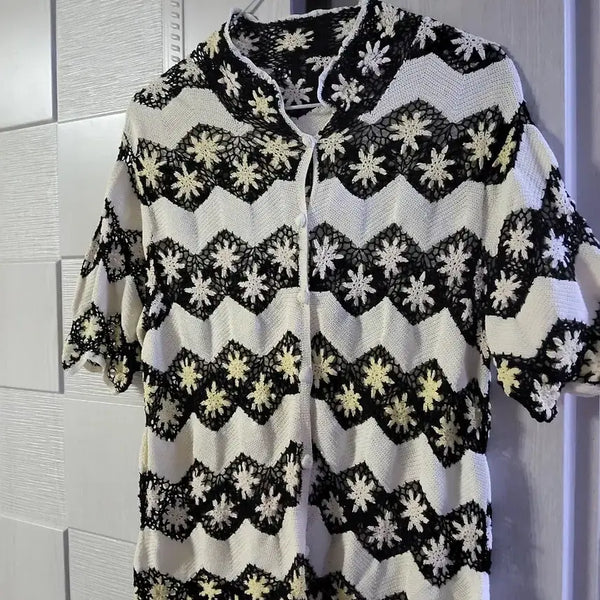 [BUNJANG] Hand-knitted Cardigan / 손뜨개 가디건
