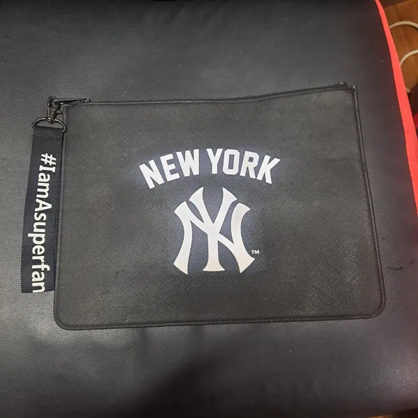 [BUNJANG] MLB New York Yankees Logo Polyester Clutch Bag / MLB 클러치백