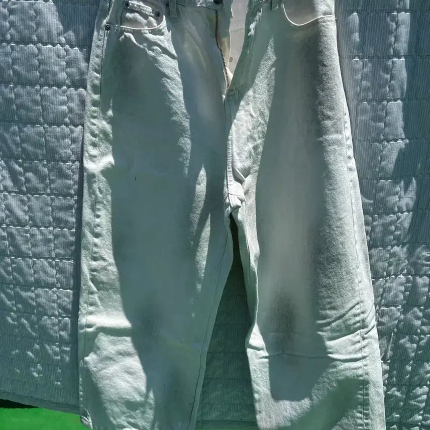 [BUNJANG] coor Vintage White Wide-leg Dyed Jeans S / 쿠어 coor 빈티지 화이트 와이드레그 다잉 진스 (빈티지화이트) S