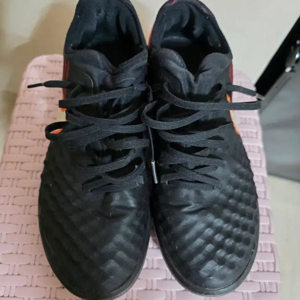 [BUNJANG] Nike Magista Finale 255mm Soccer Cleats / 나이키 마지스타 피날레 255m입니다