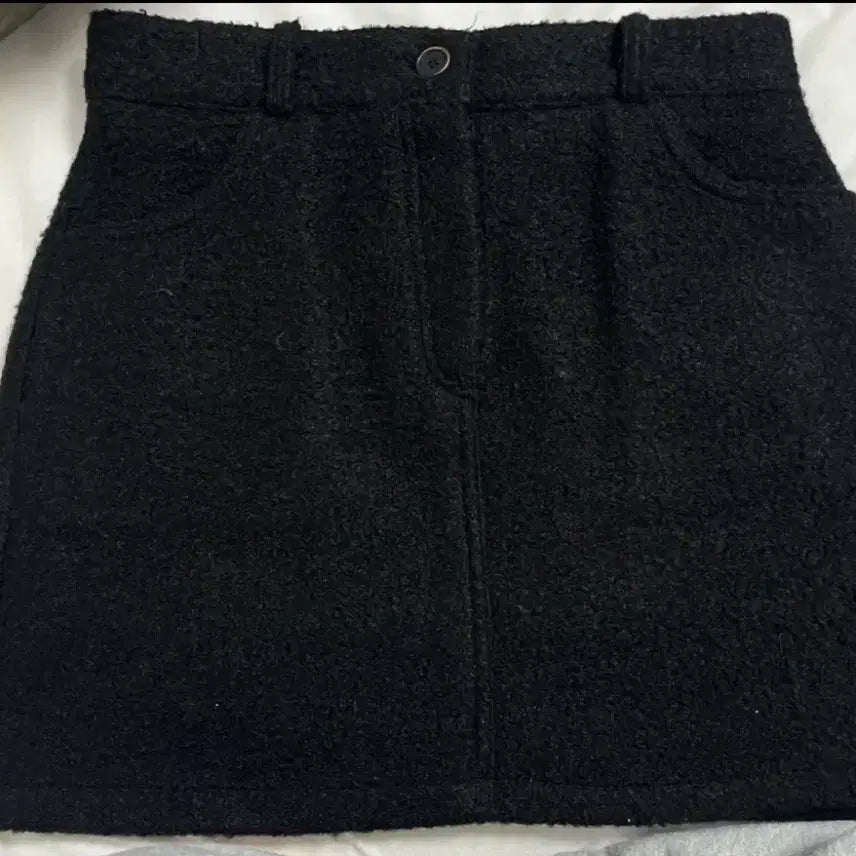 [BUNJANG] Black Bouclé Skirt / 검정부클치마