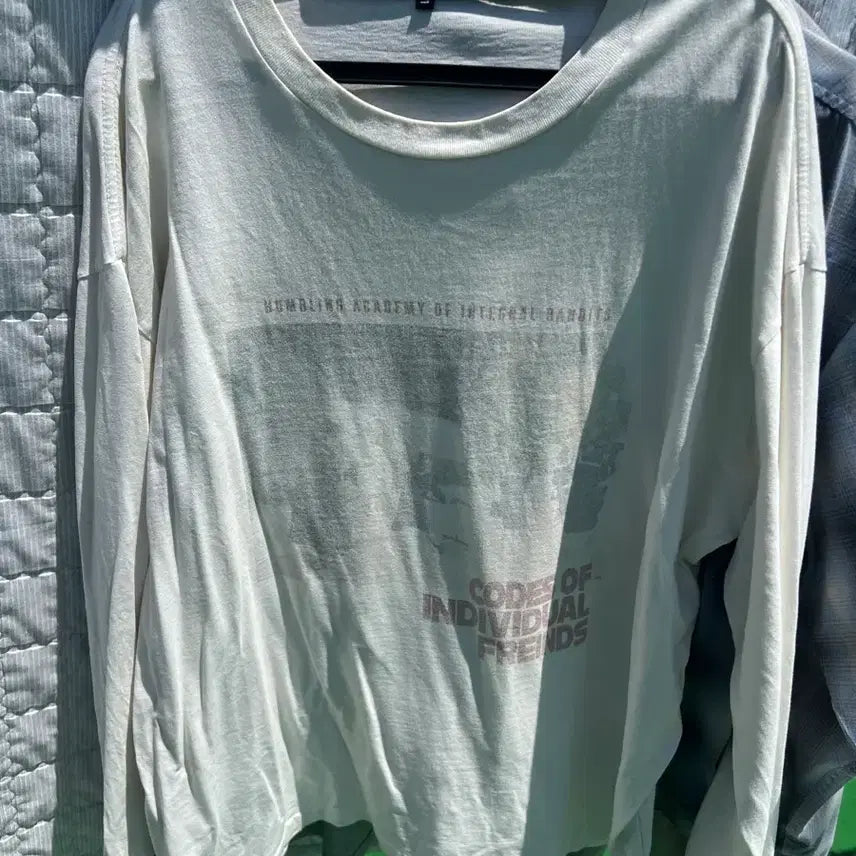 [BUNJANG] Politeru Long Sleeve T-Shirt Size 3 / 폴리테루 긴팔 3사이즈 팝니다.