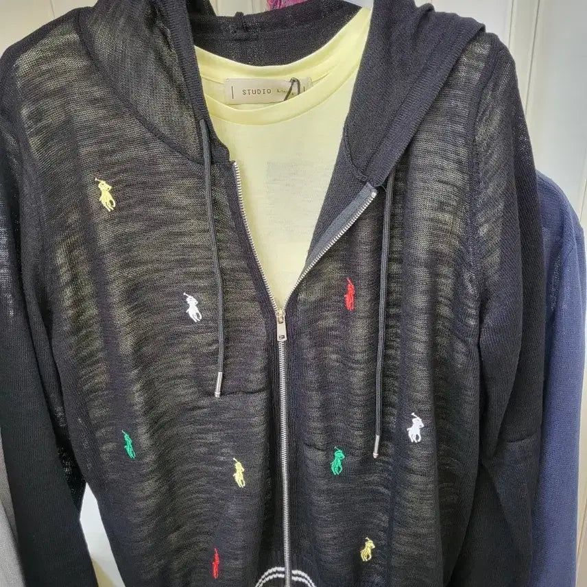 [BUNJANG] Polo Style Black Knit Hooded Zip-Up / 폴로 스타일 블랙 니트 후드집업