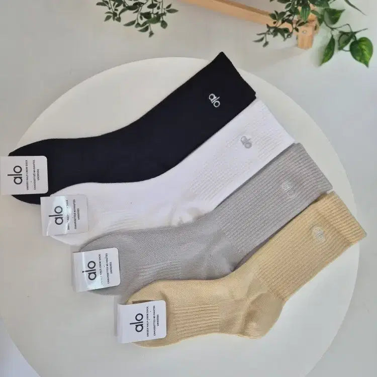 [BUNJANG] Alo Embroidered Crew Socks (5+1 Set) / [5+1]알로 자수 크루삭스