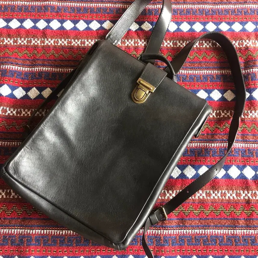 [BUNJANG] Vera Vera Black Leather Backpack / 베라베라 블랙 레더 백팩