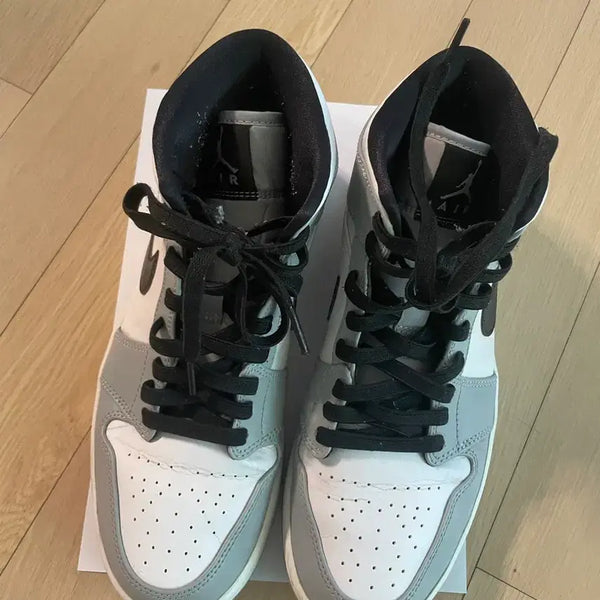 [BUNJANG] Air Jordan 1 Mid Light Smoke Grey / 조던 1 미드 라이트 스모크 그레이
