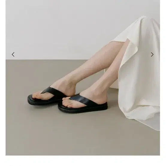 [BUNJANG] Around You The Semi Flip Flops (230 Black New) / 어라운드율 더 세미 플립플랍(230블랙 새상품)