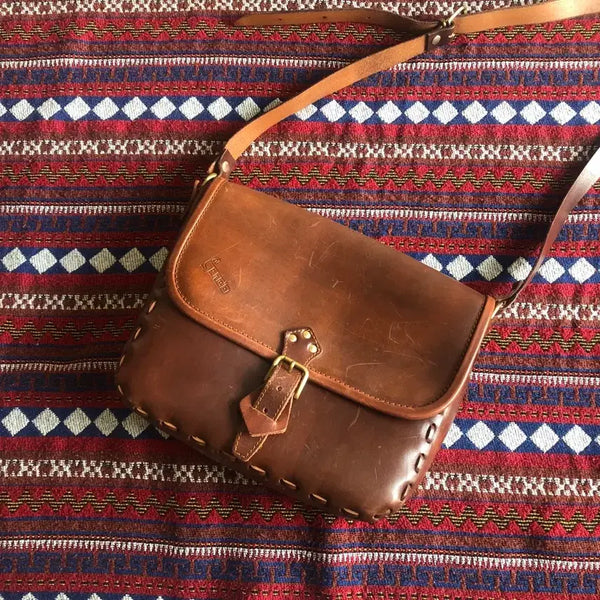 [BUNJANG] Vintage Brown Leather Crossbody Bag / 빈티지 브라운 레더 크로스백