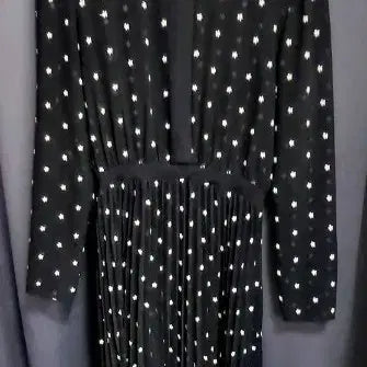[BUNJANG] Maje Rivoli See-through Flower Embroidered Dress / 마쥬 리볼리(Rivoli) 시스루 플라워 자수 원피스