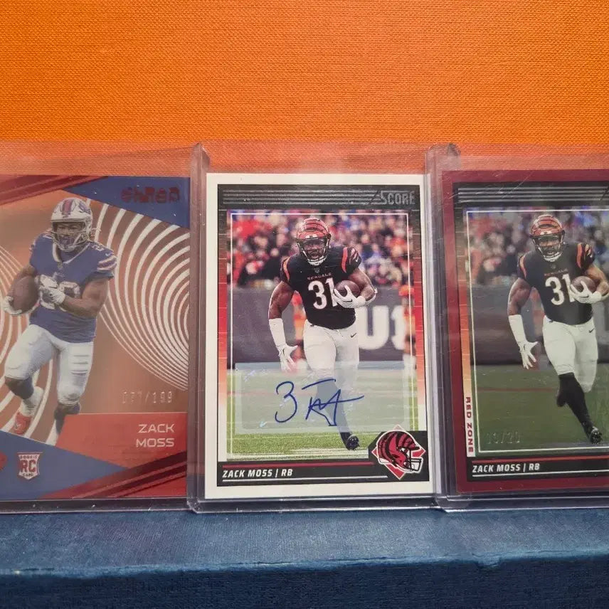 [BUNJANG] Zack Moss 2024 Panini Score Auto Rookie Limited Trading Card Bundle / 잭 모스 (Zack Moss) 오토/루키/한정 3장