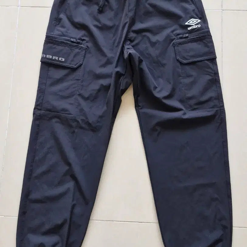 [BUNJANG] Umbro Cargo Training Pants / 엄브로 트레이닝 바지 M