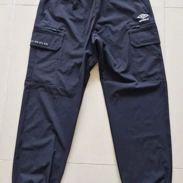 [BUNJANG] Umbro Cargo Training Pants / 엄브로 트레이닝 바지 M