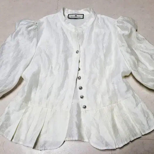 [BUNJANG] MOJO.S.FINE Volume 5-Sleeve Blouse / 모조에스핀 볼륨 5부소매 블라우스 폴1333