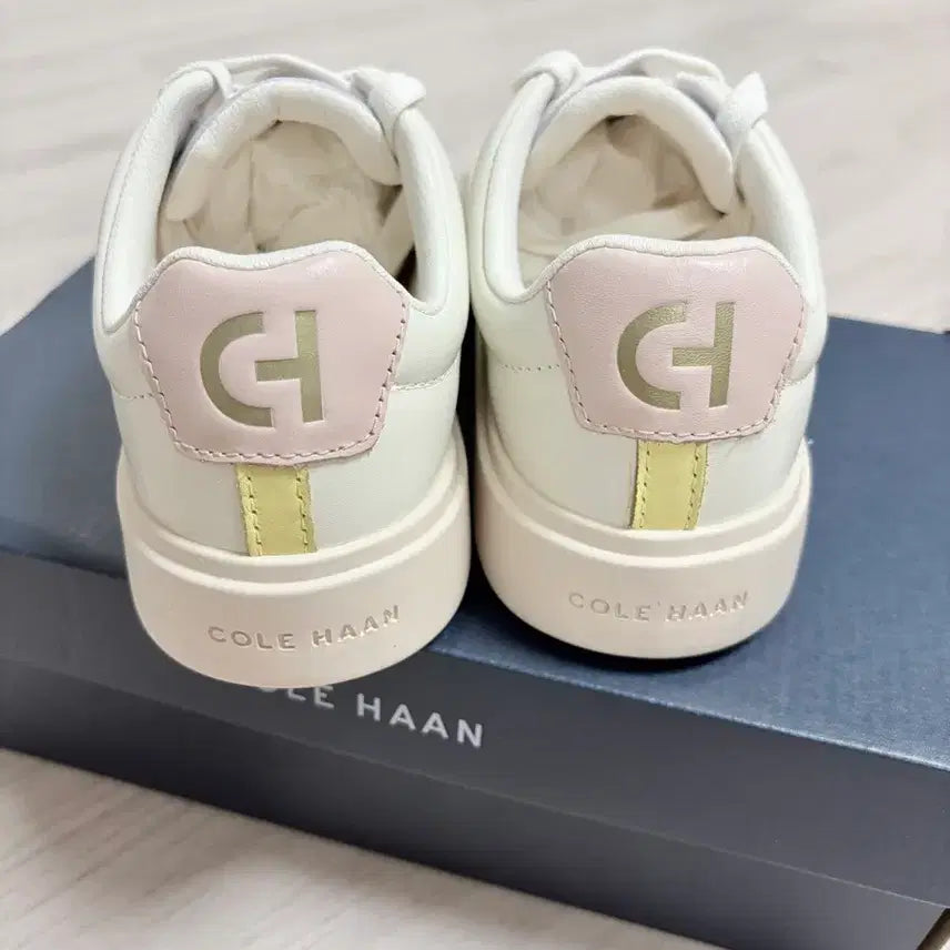 [BUNJANG] Cole Haan Ivory Sneakers (Size 235) / (새상품) 콜한 스니커즈(235)