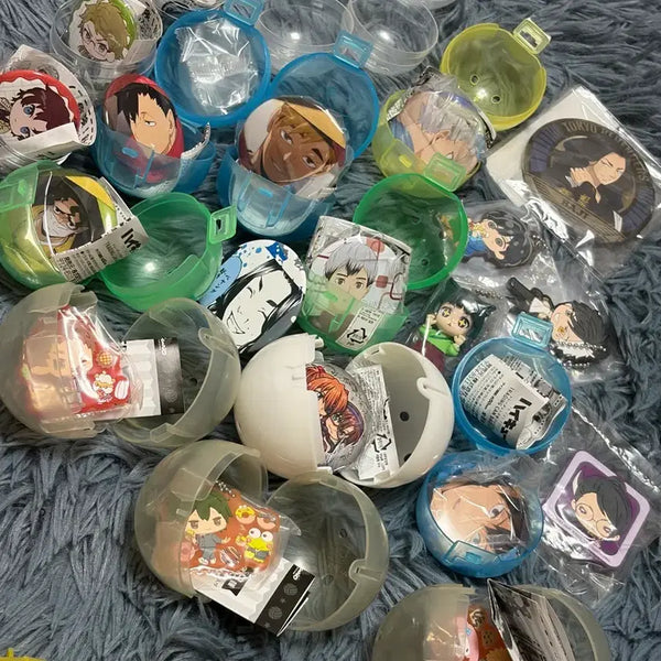 [BUNJANG] Anime Merchandise Bundle: Can Badges & Keychains / 하이큐 문스독 윈브레 도리벤 에반게리온 바나나피쉬 굿즈 캔뱃지 키링 처분