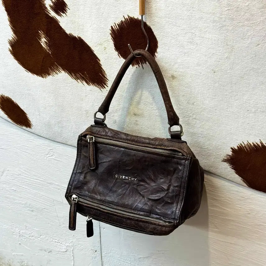 [BUNJANG] Givenchy Wrinkled Pandora Bag Small Brown / 지방시 링클 판도라백 숄더백 스몰 브라운 (OS)