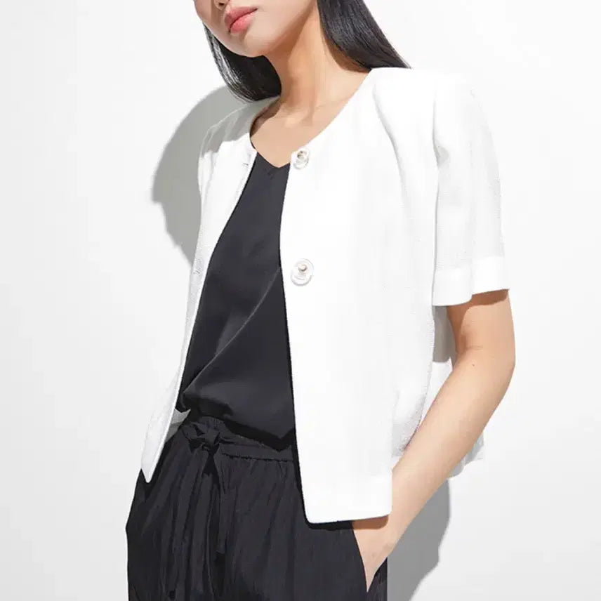 [BUNJANG] MIXXO Round Neck 2-Button Short Sleeve Jacket / 미쏘 라운드넥 2버튼 반팔자켓 S