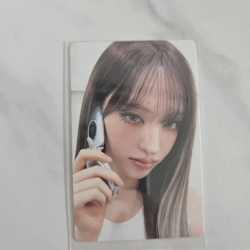 [BUNJANG] IVE Liz Rei 'Revive' Apple Music POB Photocard / 아이브 리즈 리바이브 애플뮤직 전화받아 포토카드