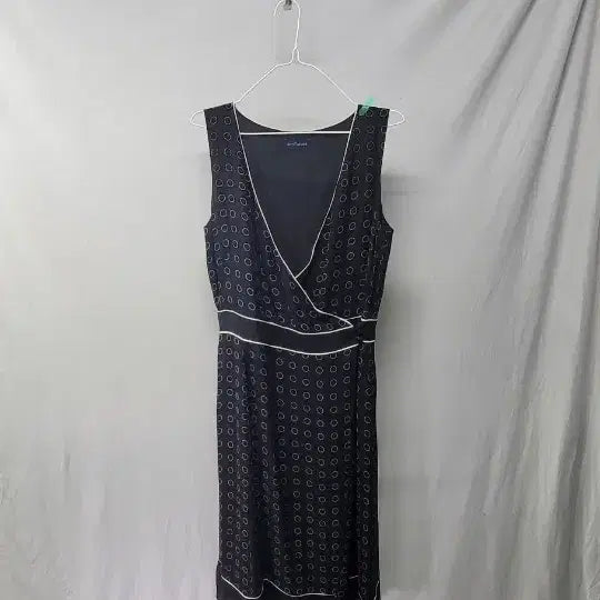 [BUNJANG] Black Dot Wrap Style Dress / 블랙 도트 랩 스타일 원피스. 여러개 개당