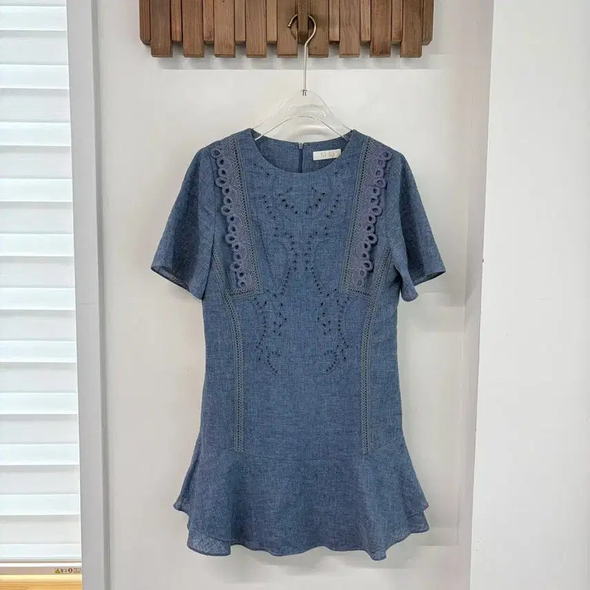 [BUNJANG] Punch Lace Linen Short Sleeve Dress / sjsj 펀칭 레이스 블루 린넨 반팔 원피스