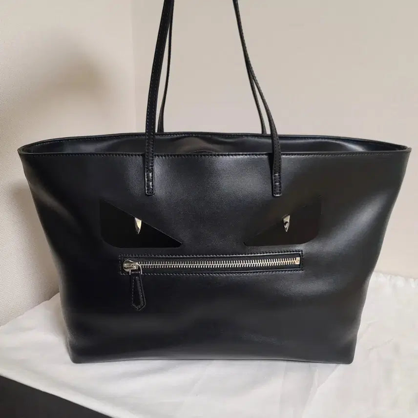 [BUNJANG] Fendi Black Bag Bugs Monster Tote Bag/Shoulder Bag / 정품 펜디 가방 블랙 백버그 몬스터 토트백,숄더백