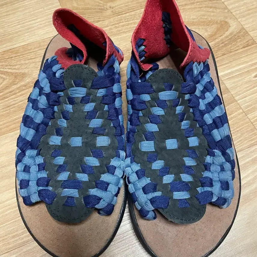 [BUNJANG] Chubasco Sandals M 6 Blue/Red / 츄바스코 샌들 M 6 블루/레드